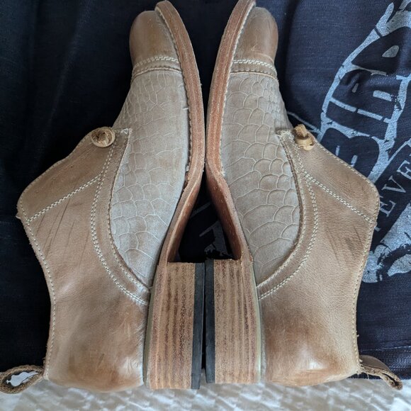 Freebird Mabel oxford, taupe multi - size 8M - Picture 4 of 11